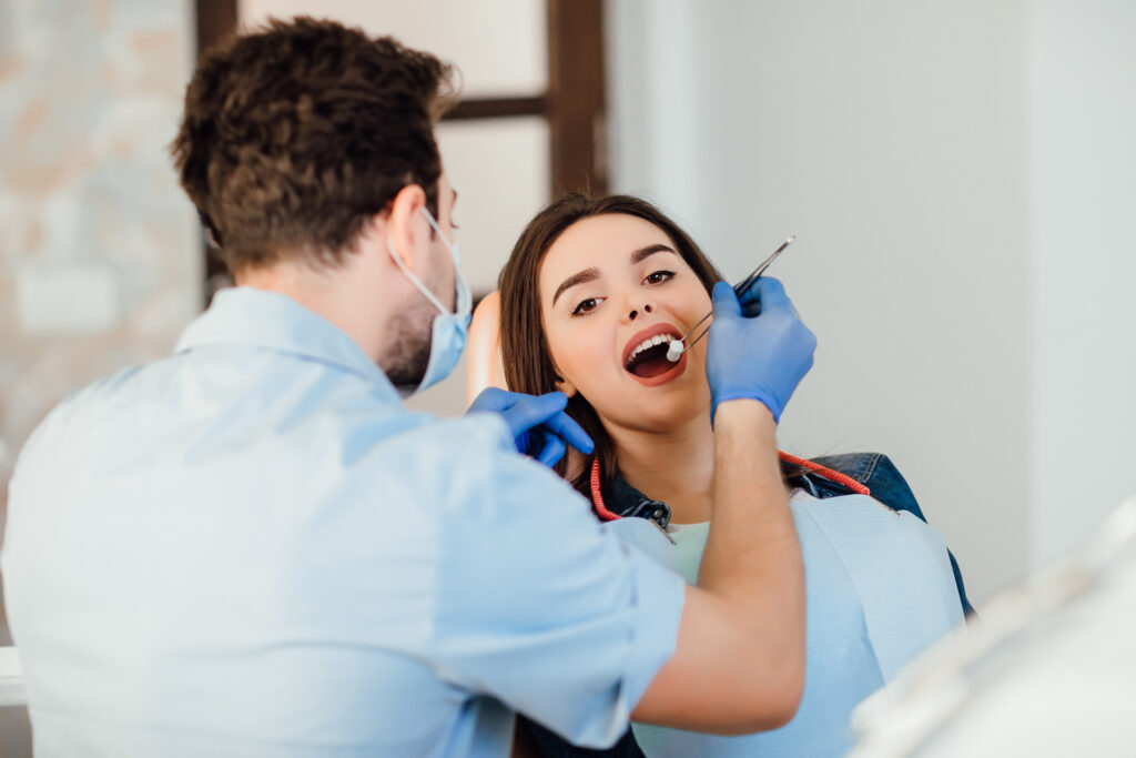 odontología estética en Naples